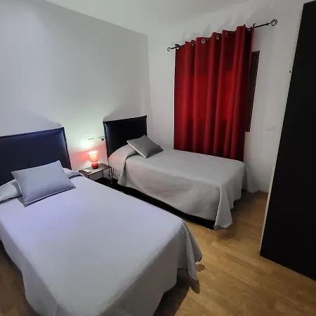Casa Matele 3 Bed アロナ